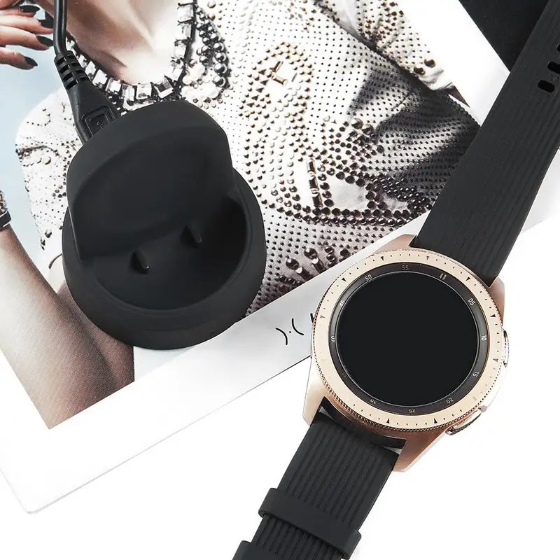 Смарт-часы, беспроводная заряд – обзор и цена Watch R815